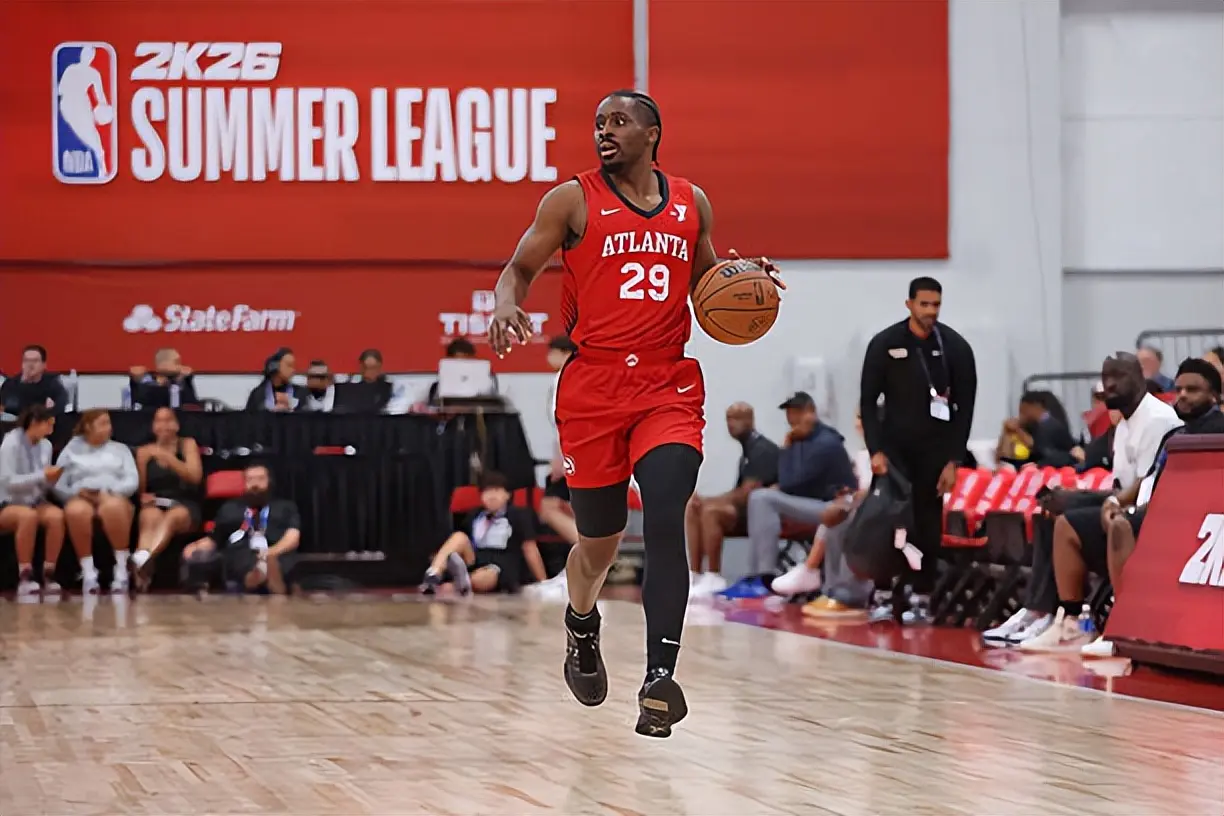 场均出场时, AA 场均出场时, AA